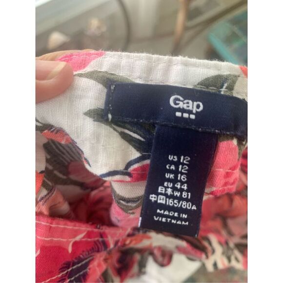 Gap Women's Linen-Cotton Shorts Coral Color - Picture 2 of 10